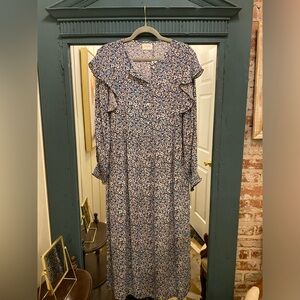 Sonmer Blue Floral maxi dresss